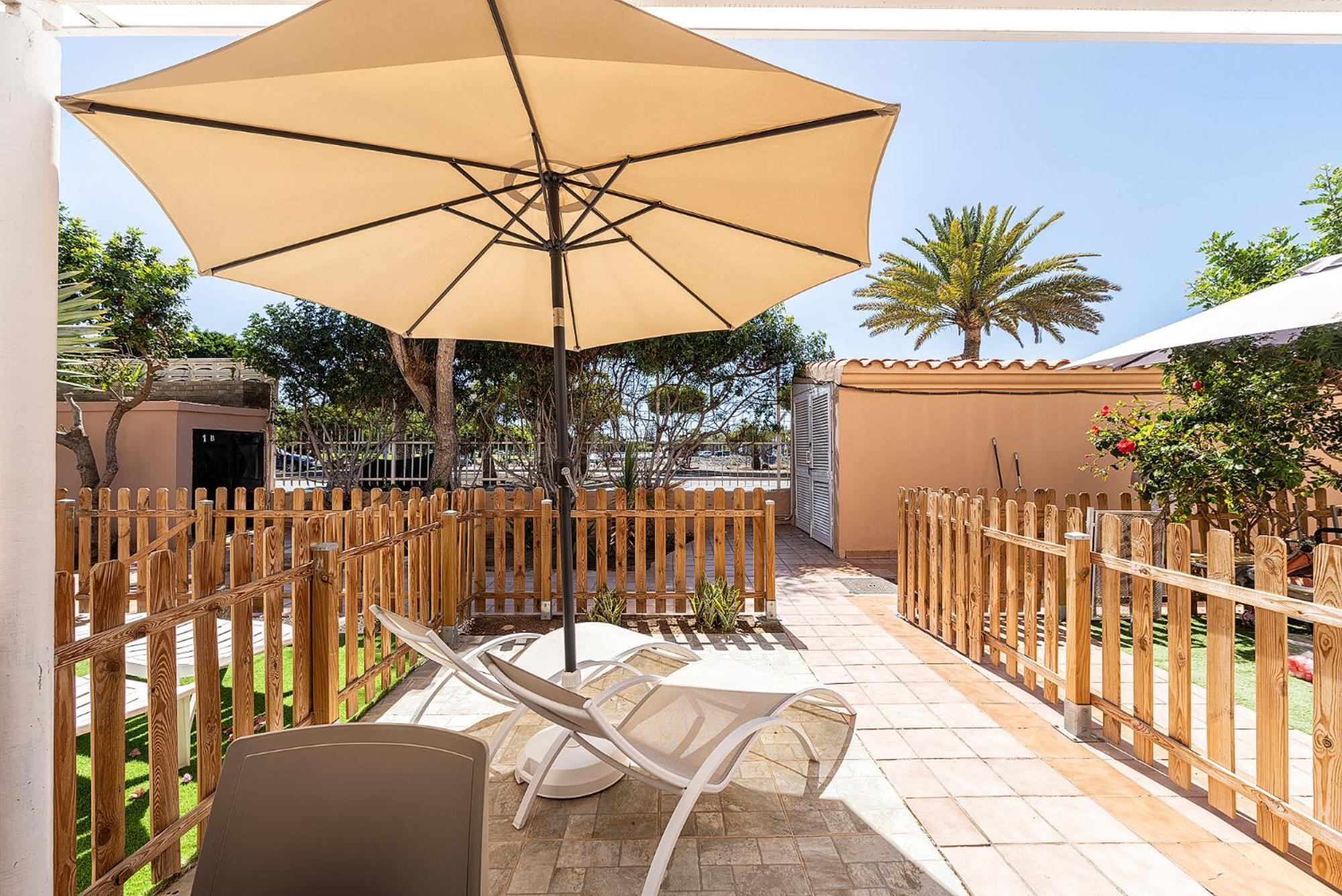 Bungalow En Maspalomas San Bartolomé Eksteriør bilde